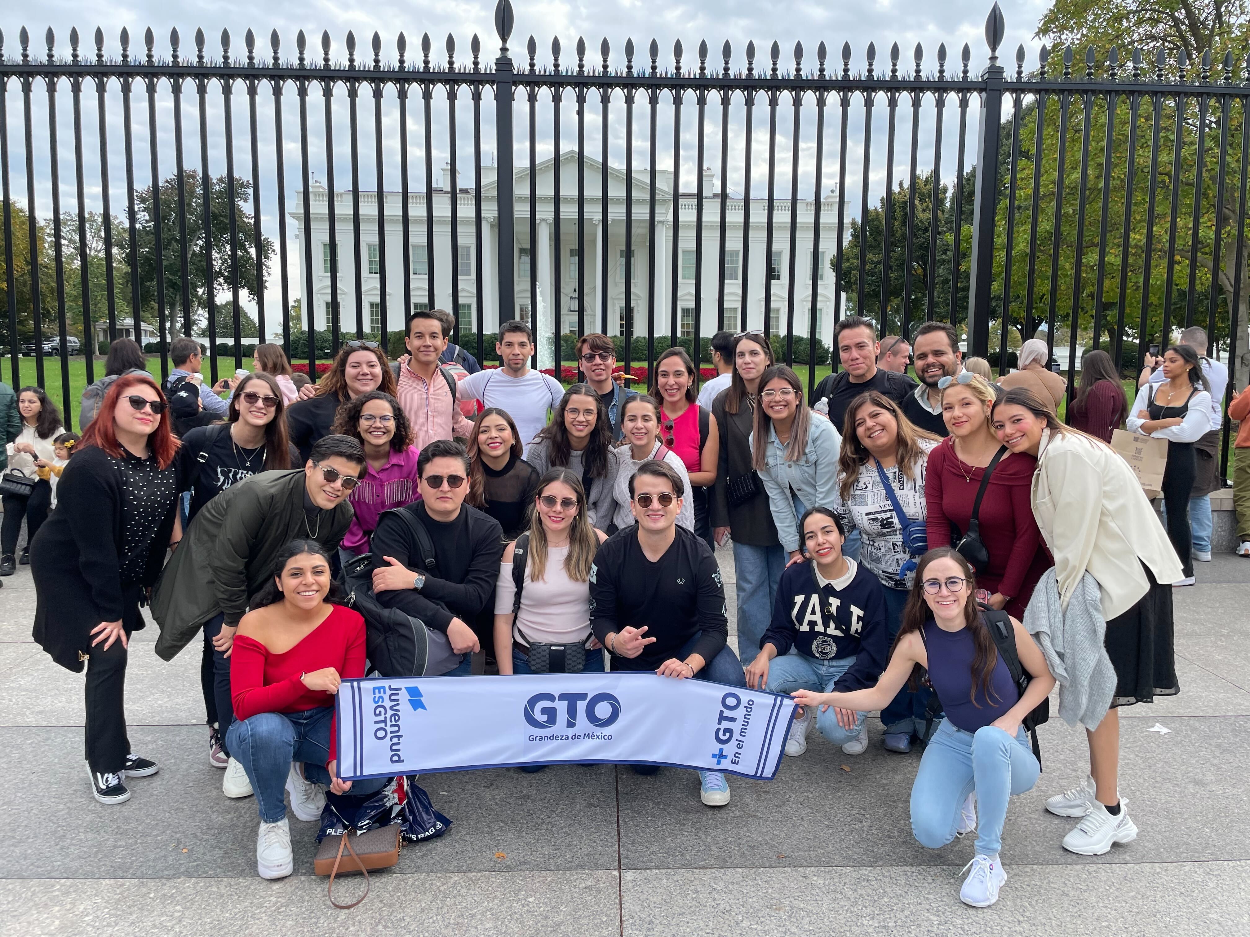 Student Group Photo from Guanajuato Program