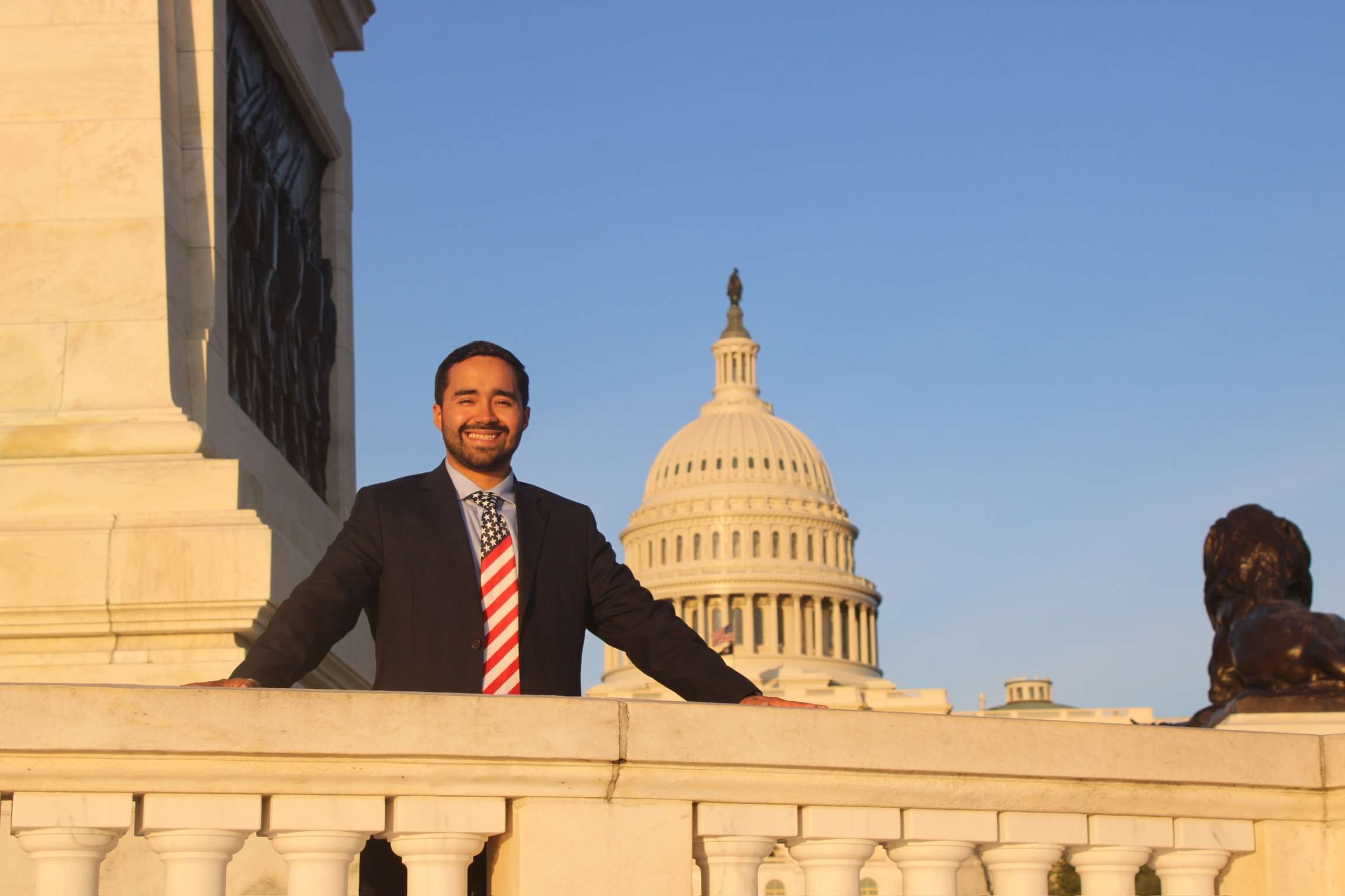 Álvaro Sopo Salazar on Capitol Hill as part of his Academic Internship Program experience