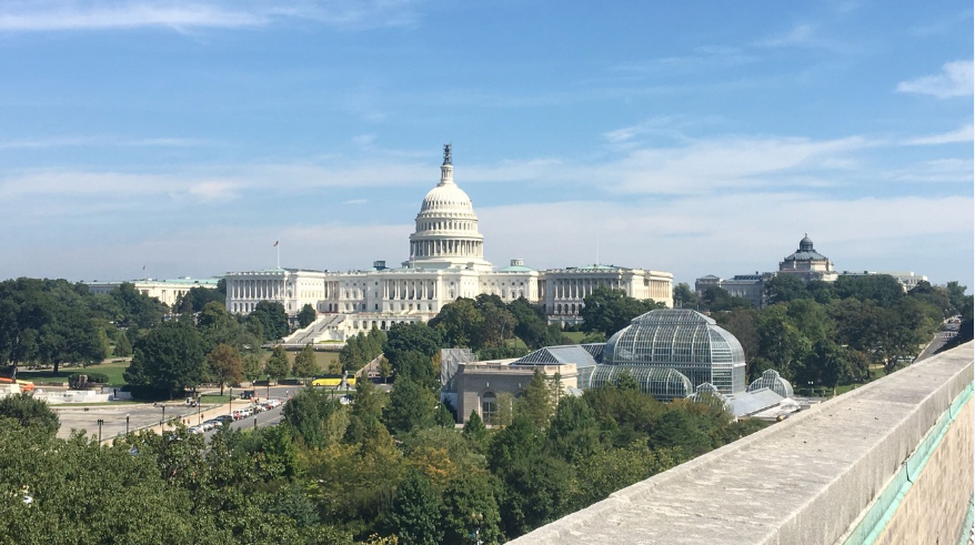 Top 5 Reasons A Journalism Major Should Intern in D.C.