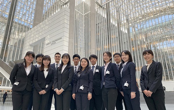 Building the TOMODACHI Generation Morgan Stanley Ambassadors Program Students visit the World Bank