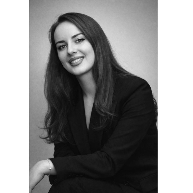Headshot of The Washington Center's Academic Internship Program (AIP) Alumni Inna Osetrova 