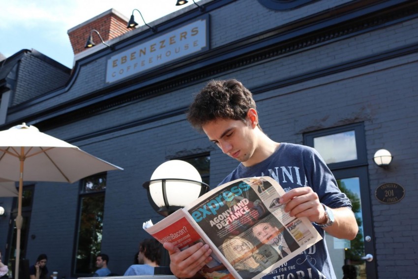 If cozy reading is your thing, then Ebenezers is your place. Photo credit: Monica Sanders If cozy reading is your thing, then Ebenezers is your place. Photo credit: Monica Sanders