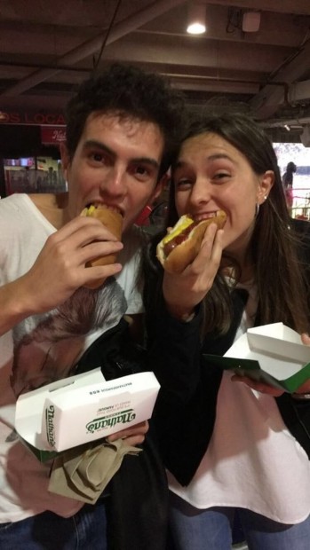 Enjoying a hot dog at Nationals Park (Photo credit: Olivia O’Reilly)