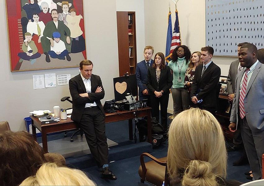 Quinnipiac University’s seminar participants with Connecticut Senator Chris Murphy. Quinnipiac University’s seminar participants with Connecticut Senator Chris Murphy.